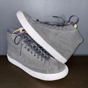 NIKE Mid Blazers Gray Suede Sneaker Shoes Men’s 8.5 Lace Up